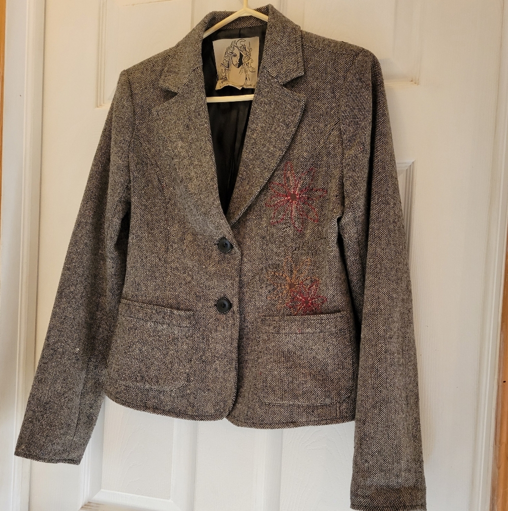 Vintage International Gray Blazer with Red Embroidery